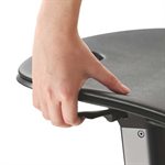 Chaise debout ergonomique avec tapis anti-fatigue